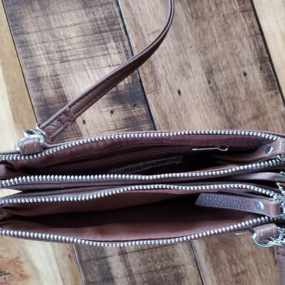 Purse - Picture 7 of 8